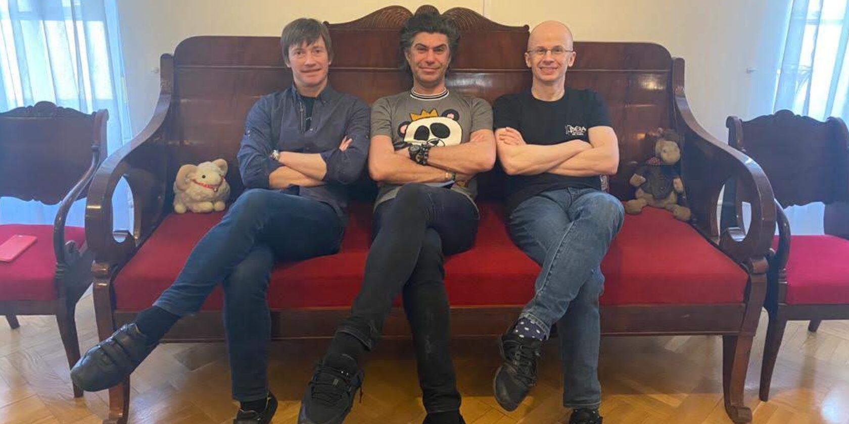 Александр Зайцев, Николай Цискаридзе и Илья Кузнецов в ректорской Академии Русского балета имени А. Я. Вагановой