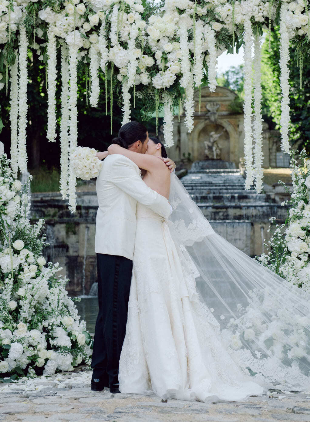 ILES Events elegant beautiful luxury wedding