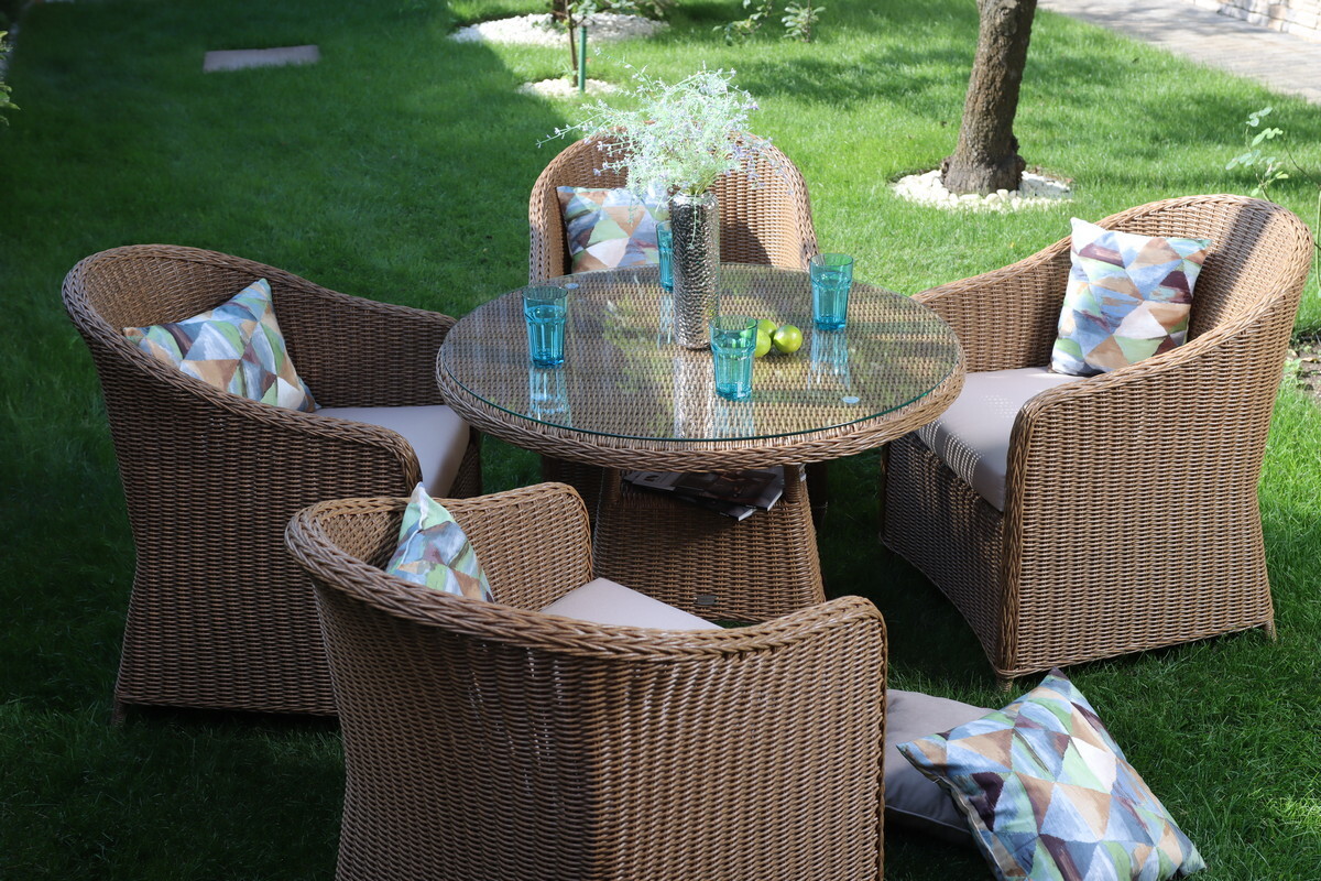 Комплект мебели с круглым столом Рим