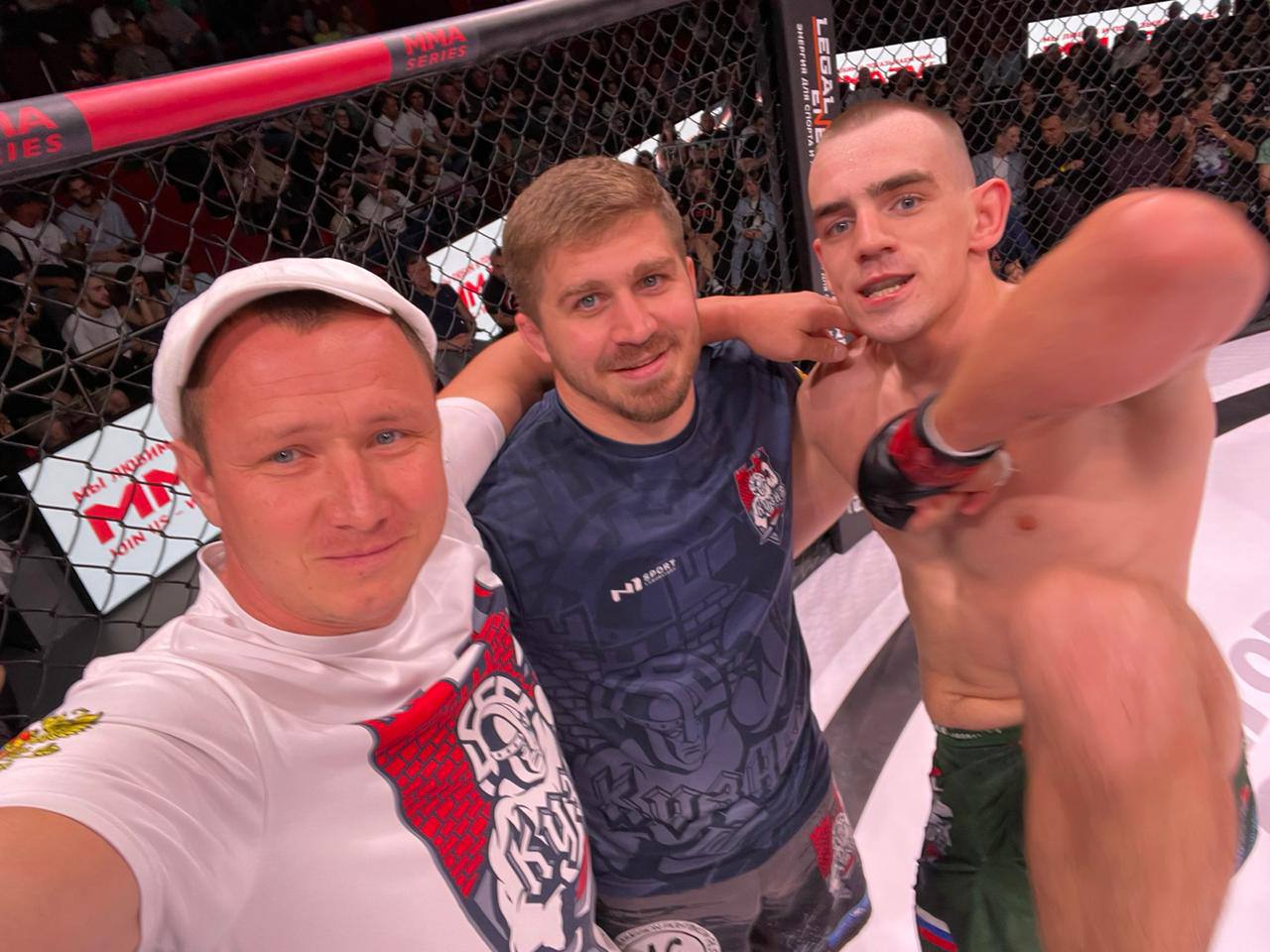 ПОЗДРАВЛЯЕМ Василия Руденко  на турнире MMA_SERIES в городе Москва ��