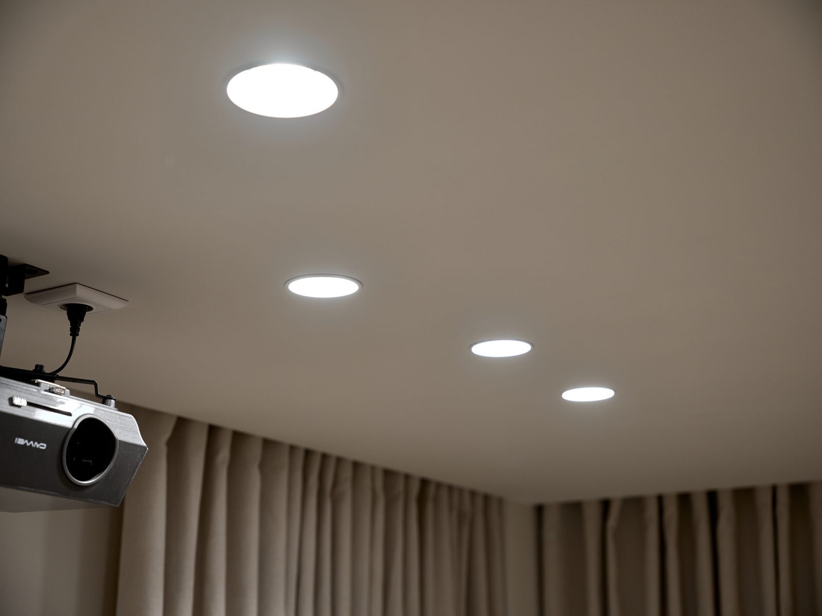 Дачный ответ · CAIVVEI LED-444 · Фото со съёмок