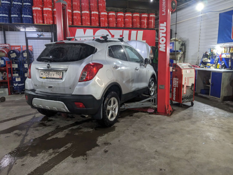 Оборудование Motul Evo для полной замены масла