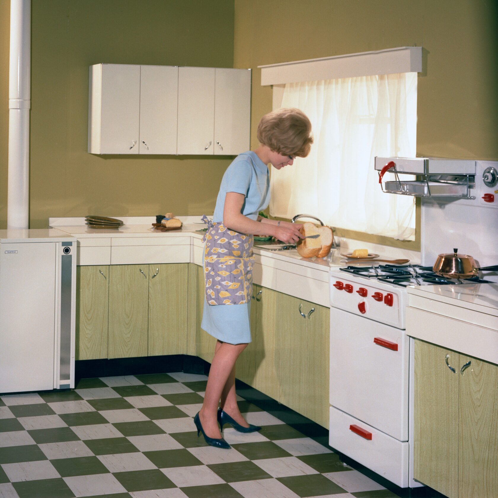 Кухни 1960-х годов с шахматным орнаментом