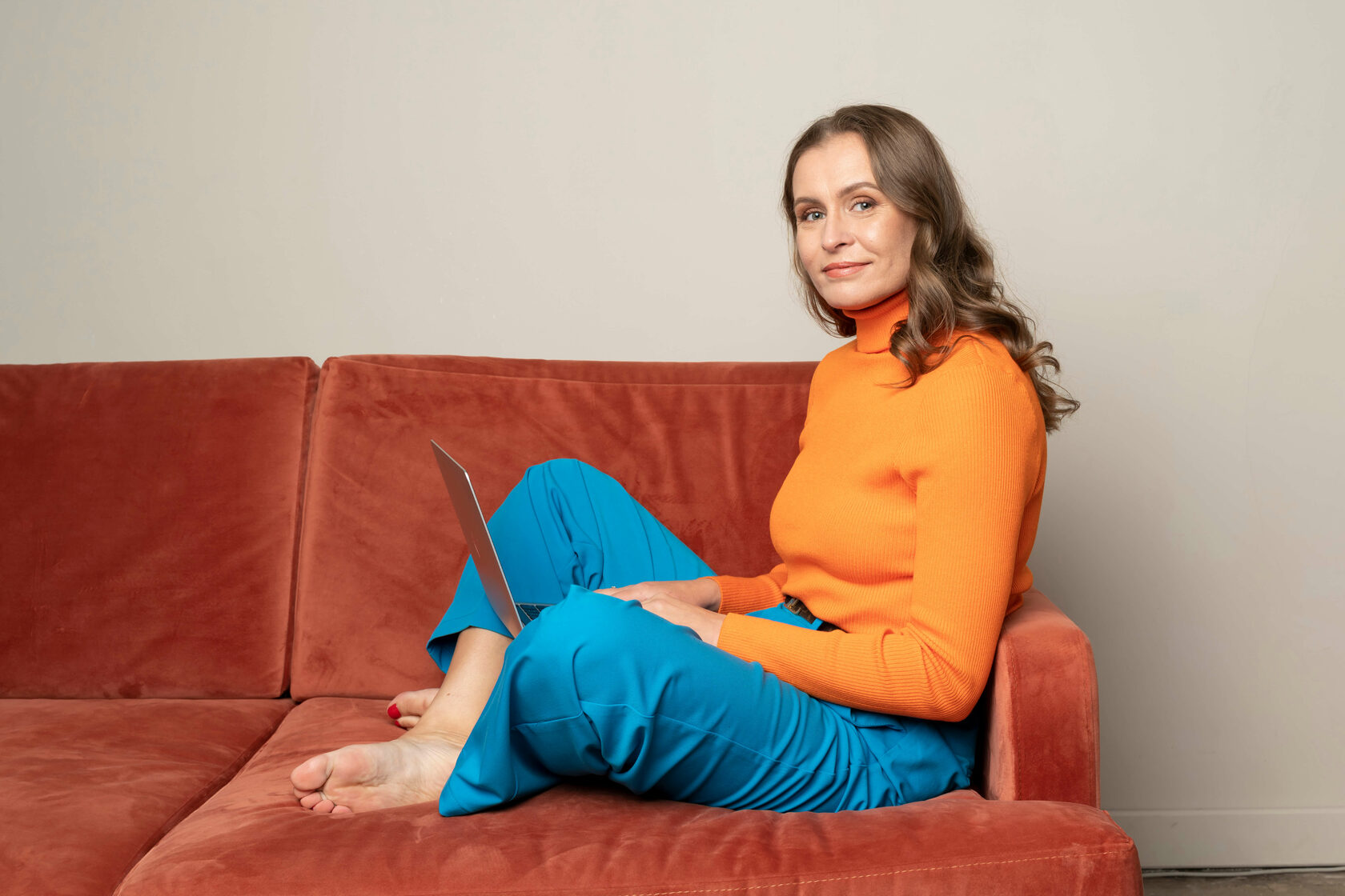 Психологическая регрессия. Обучение регрессии. Анастасия Дмитриева регрессолог. Анастасия Комарова регрессология.