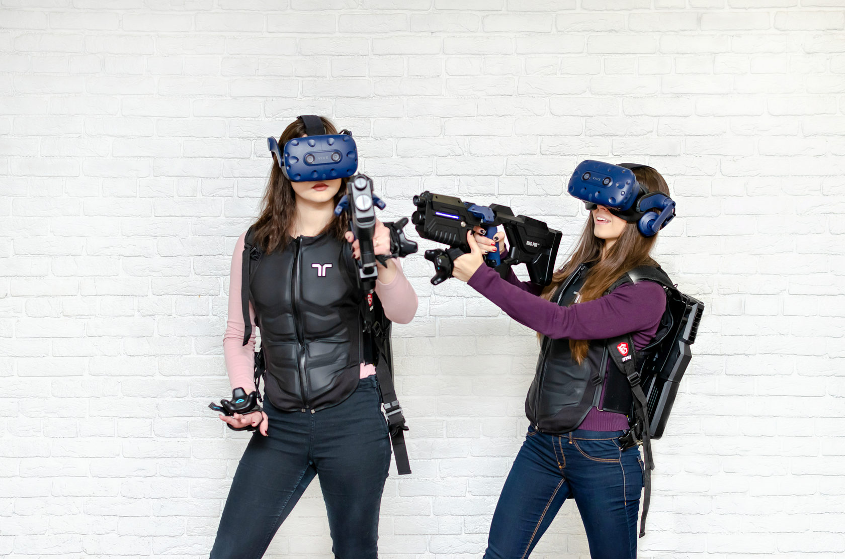 Moms vr. Погружение в виртуальную реальность. Квесты виртуальной реальности. Квест в виртуальной реальности. VR квесты виртуальная реальность.