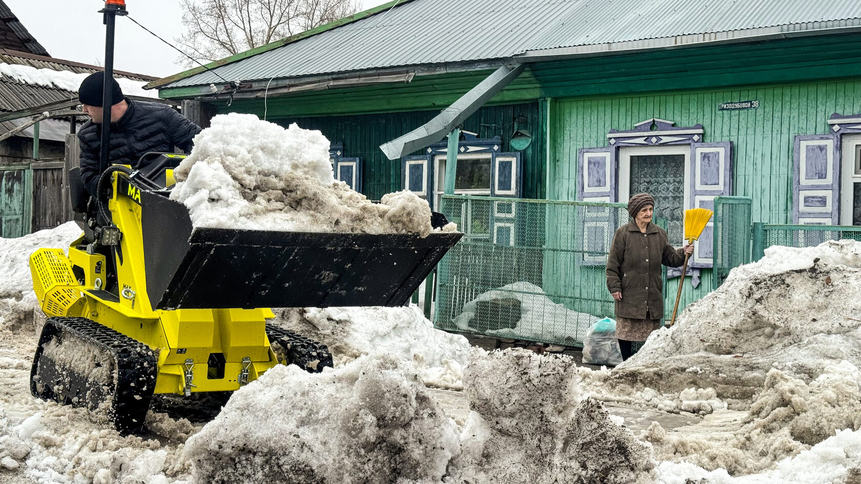 Ковш для перемещения снега — вид 2