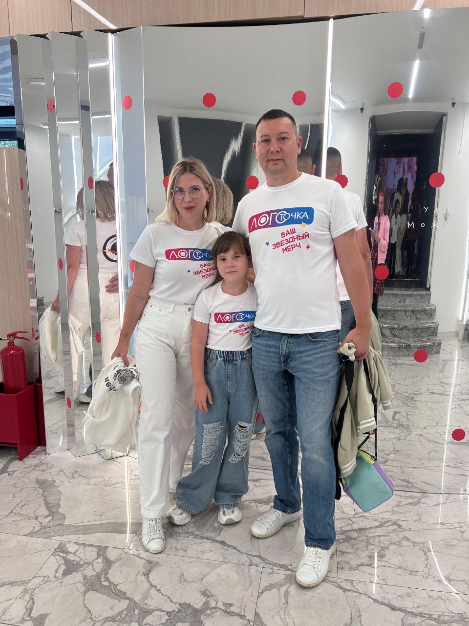 Логоточка - спонсоры песни