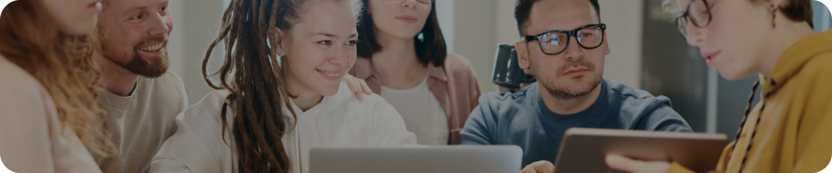 Кандидат, который примет Ваш оффер, будет не только дополнять руководителя и усиливать команду своими профессионально-личностными характеристиками, но и быстро вольется в корпоративную культуру, будет готов трудиться на общий результат, расти и развиваются вместе с компанией. 