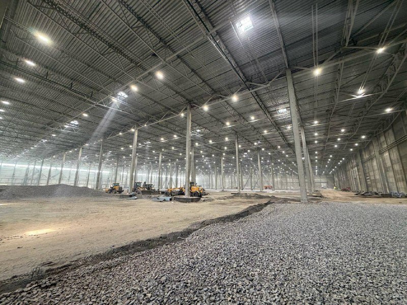 Новосибирская область: склад 158 100 м², освещение оперблока готово