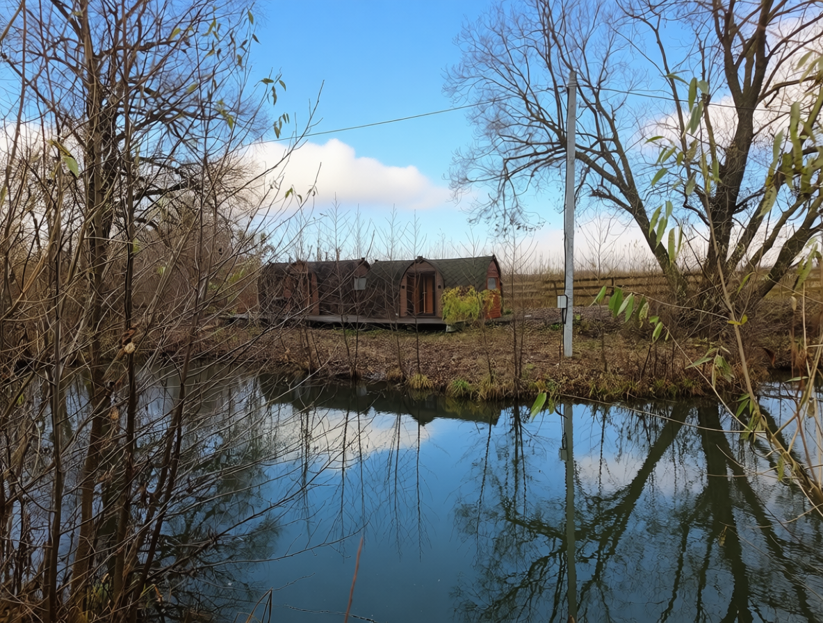 Домик с баней в глэмпинге Остров Подмосковье