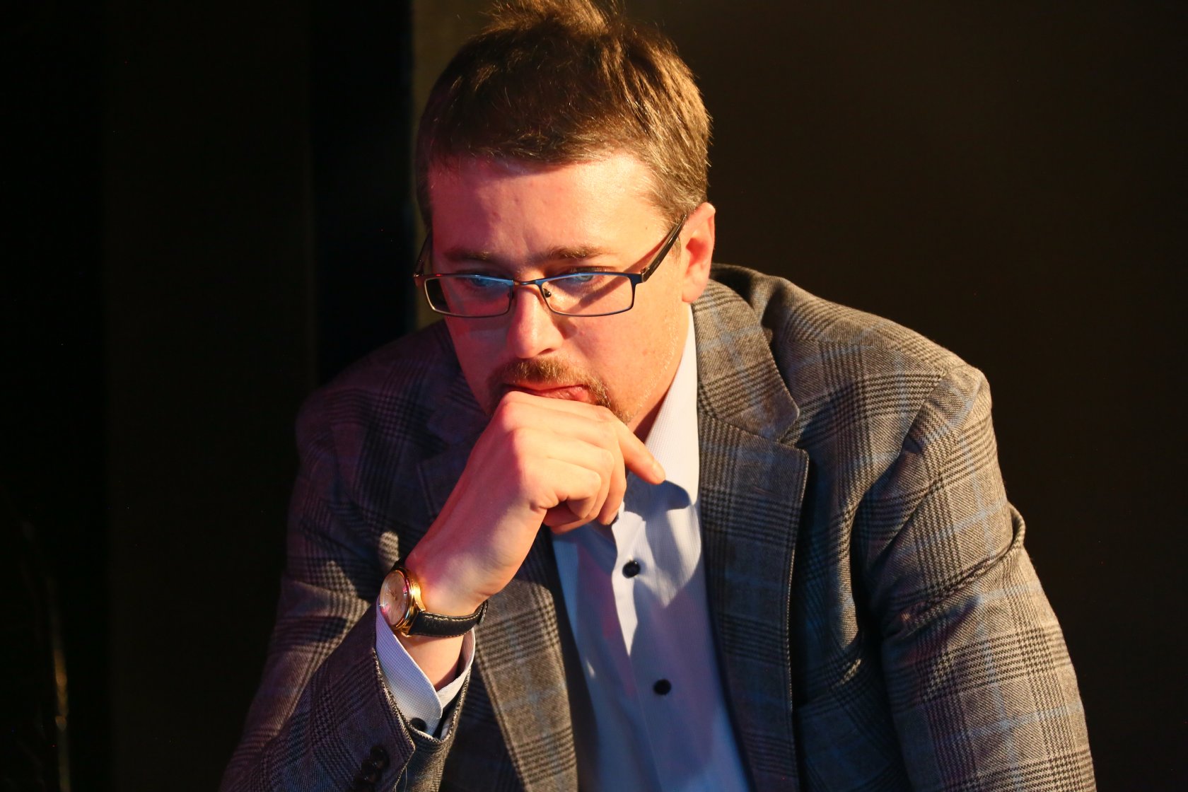 Сцена интерактивного мифологического театра i-Teatro — постановка «Финансист»