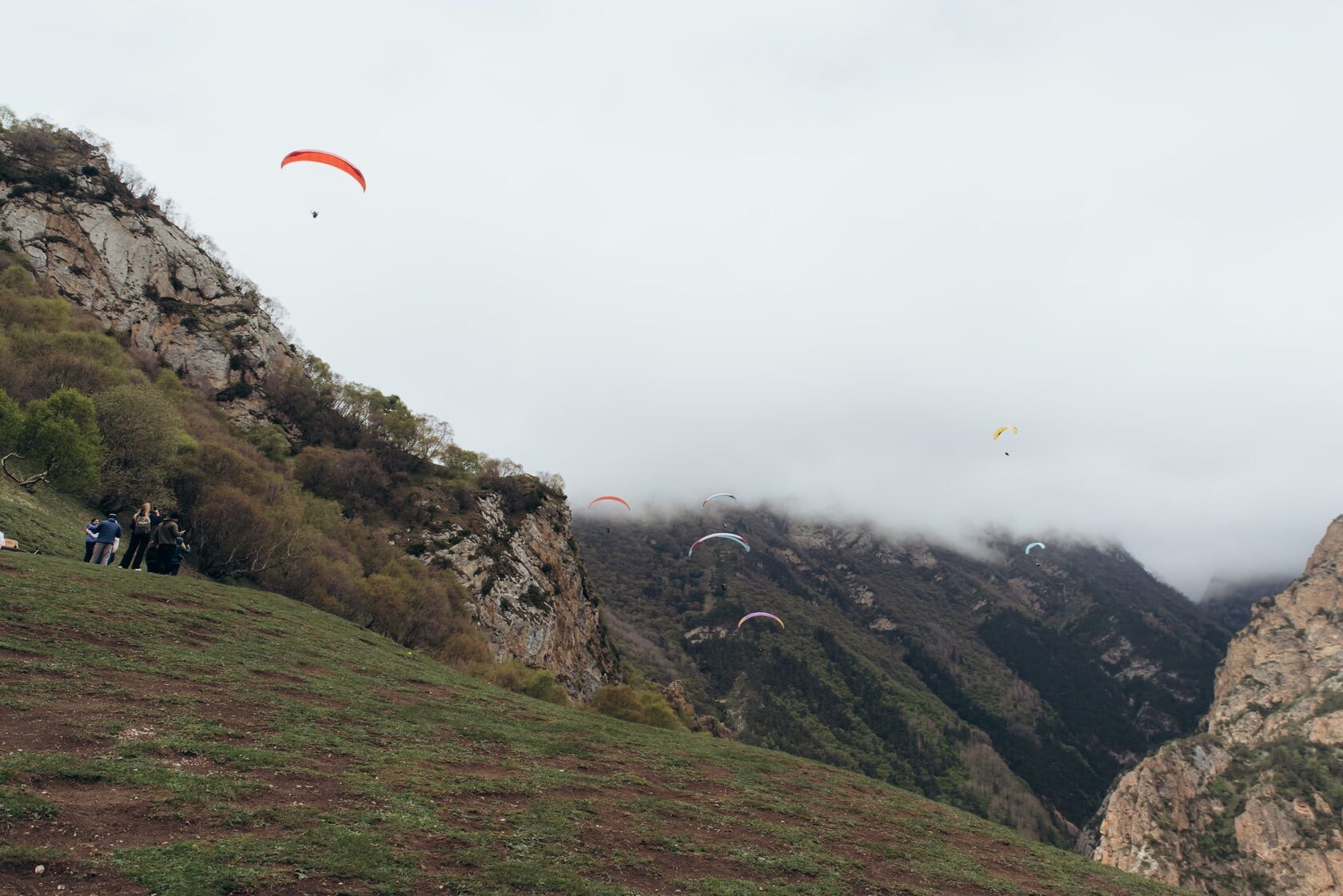 Полет на параплане в Чегем в горном туре от Starostin.travel