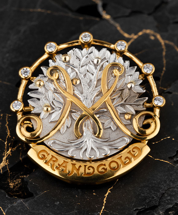 Значок Grand Gold, изготовленный на заказ