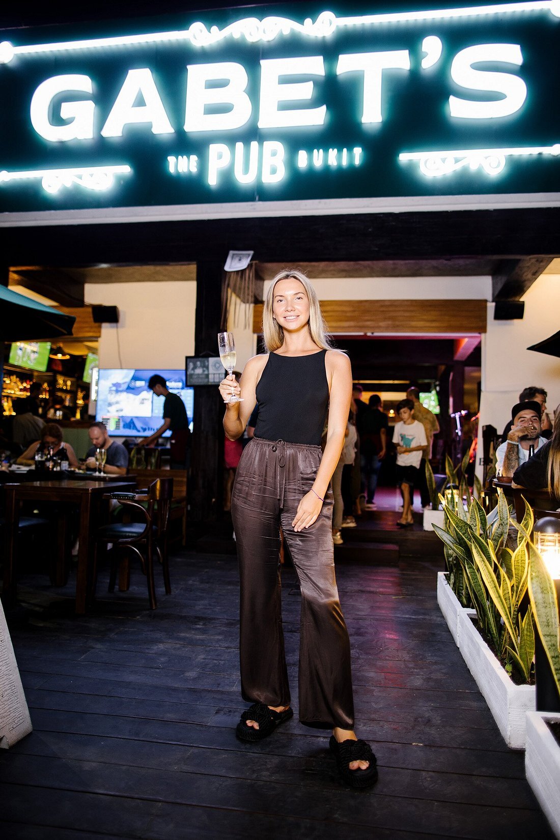 gabets pub uluwatu