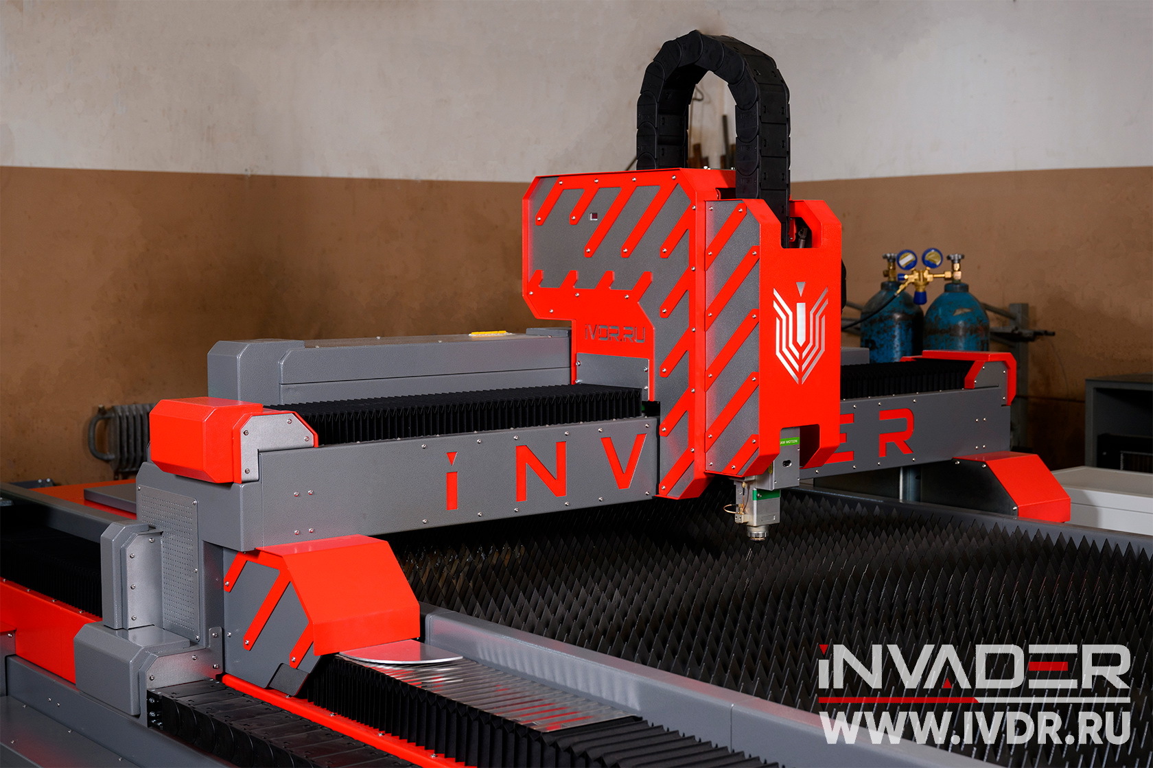 Портал лазерного станка российского производства INVADER