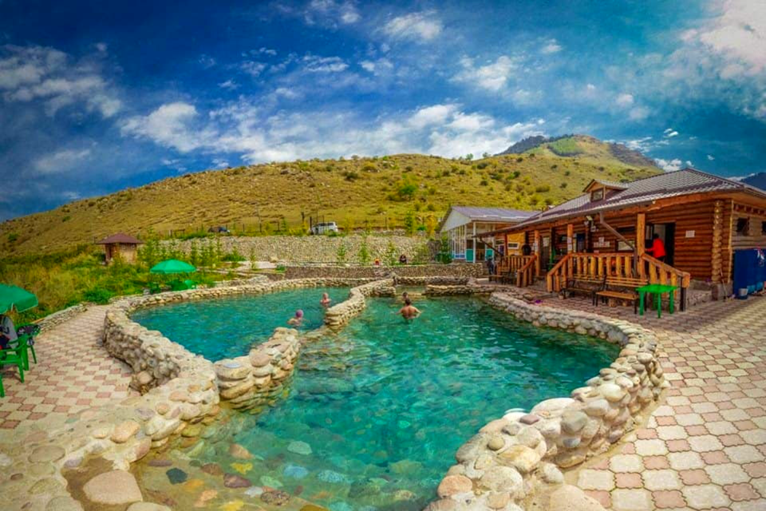 Altyn-Arashan Hot Springs — relaxation in the mountains of Kyrgyzstan