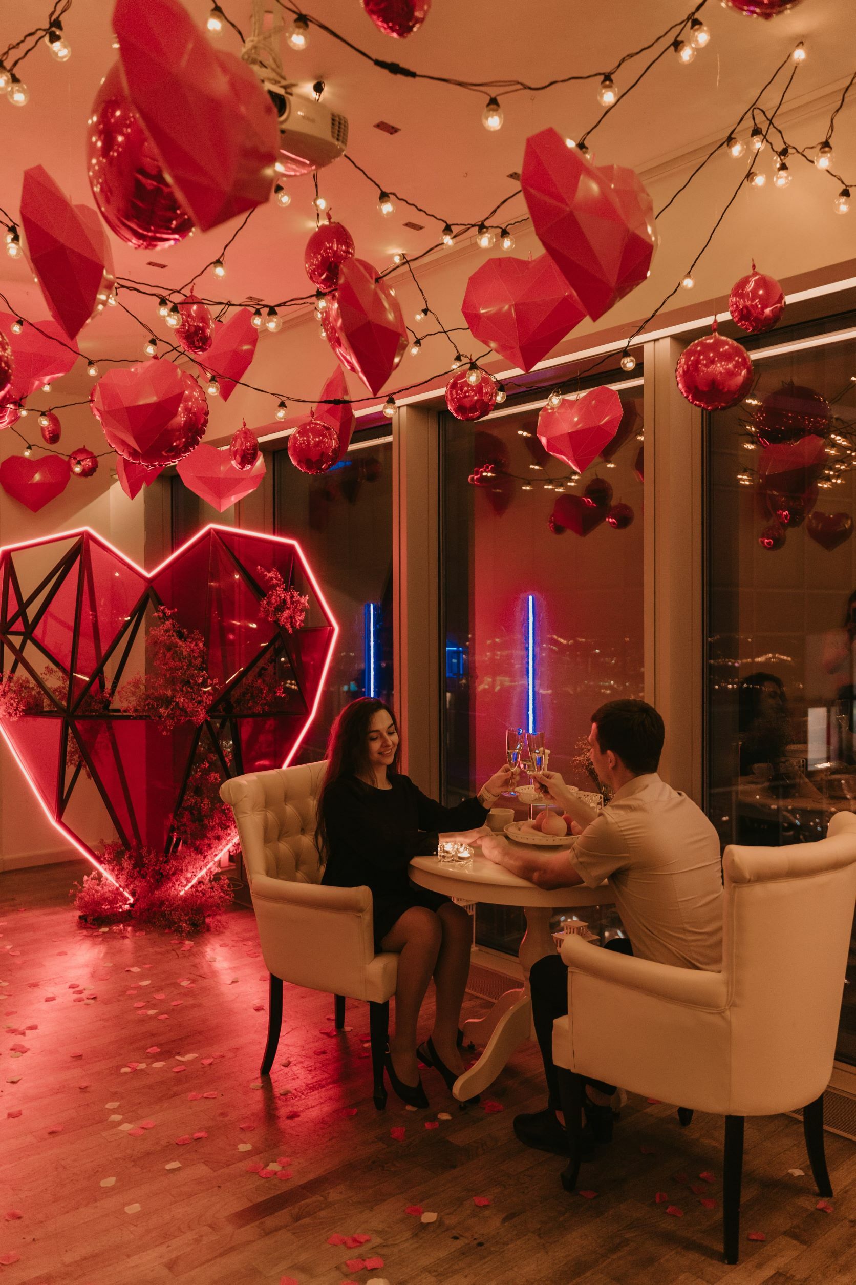 Романтическое свидание на крыше от агентства «Дари-поступок» – Москва – КупиКупон