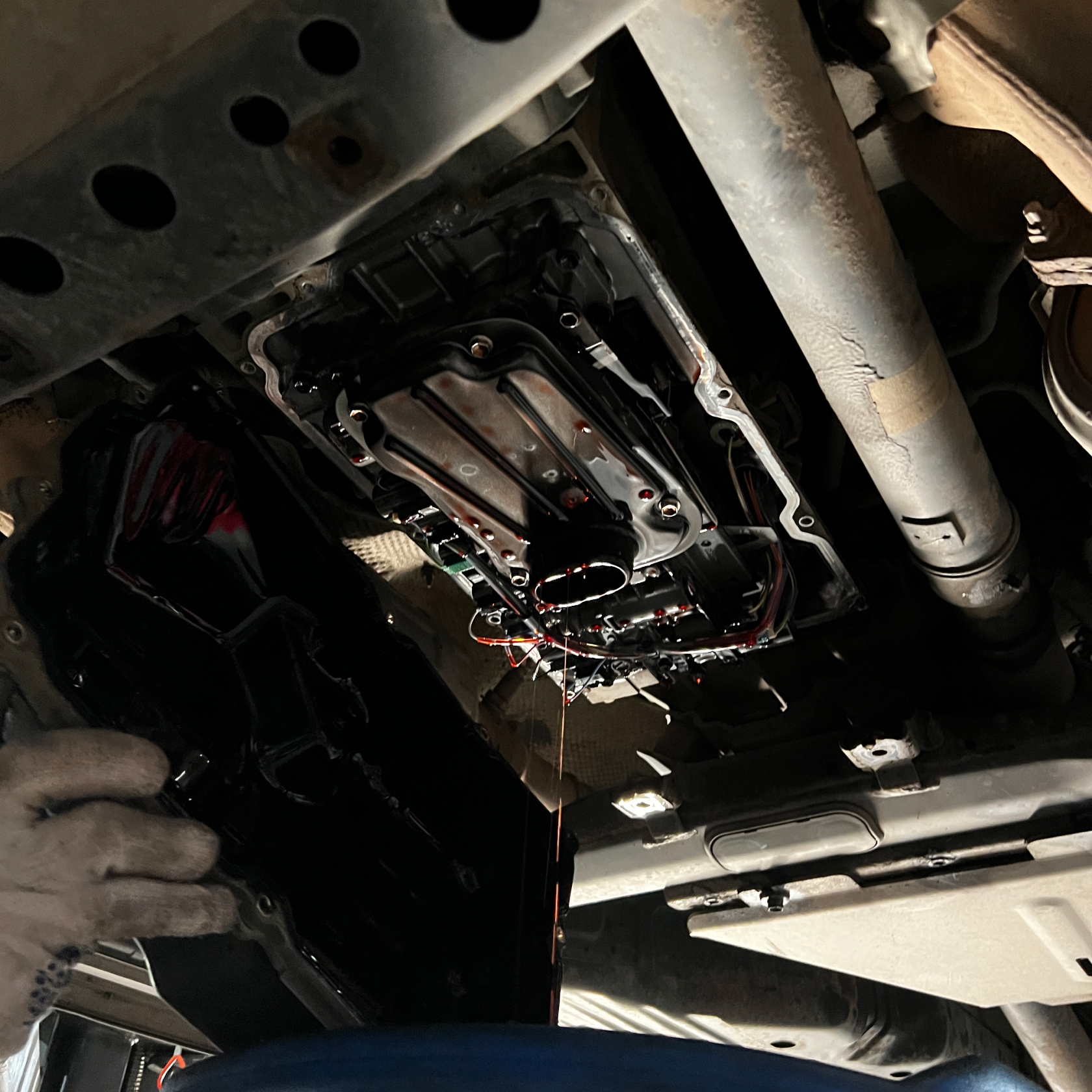 Демонтаж поддона АКПП Toyota Land Cruiser