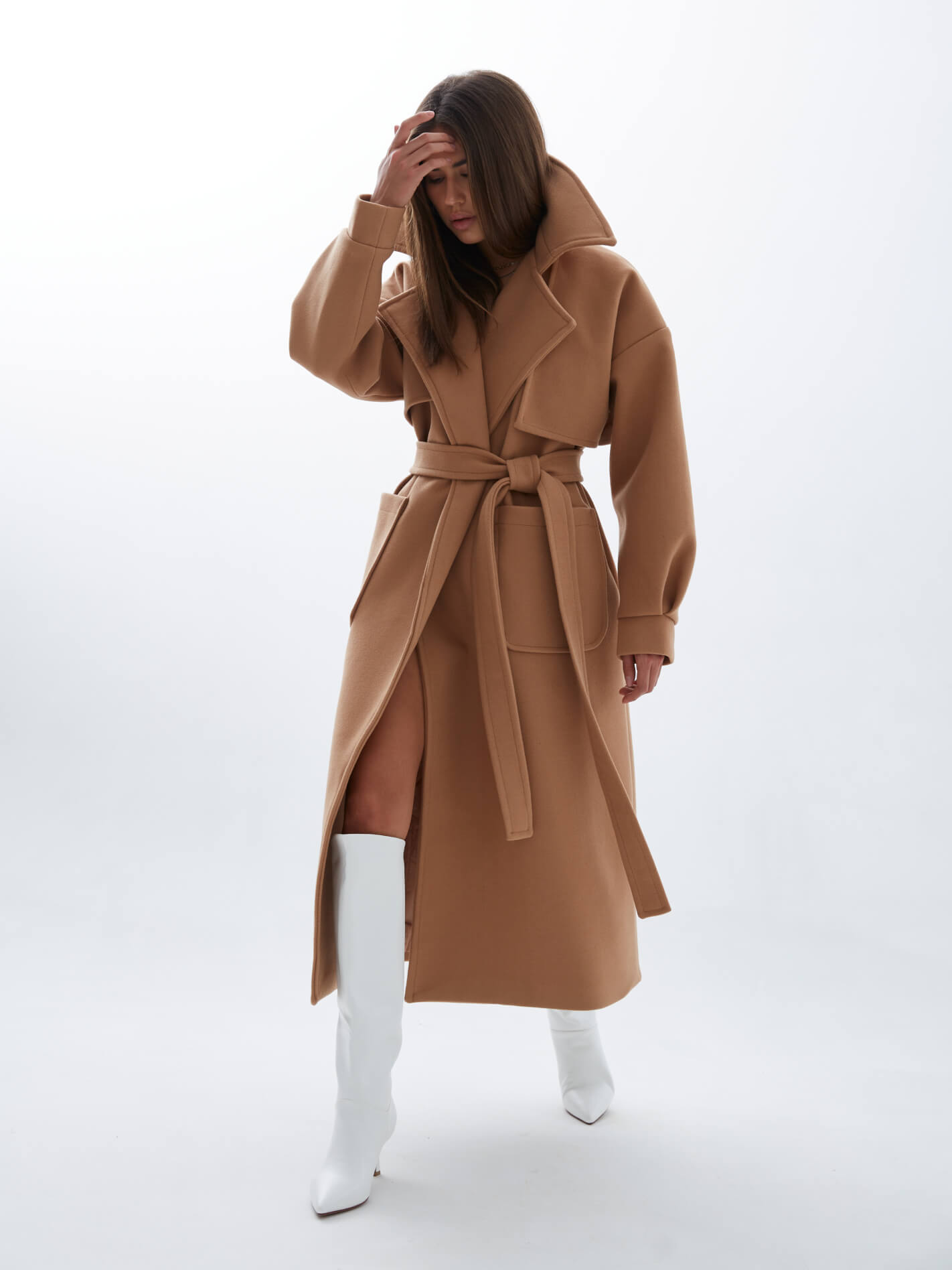 Пальто в стиле over-size на поясе