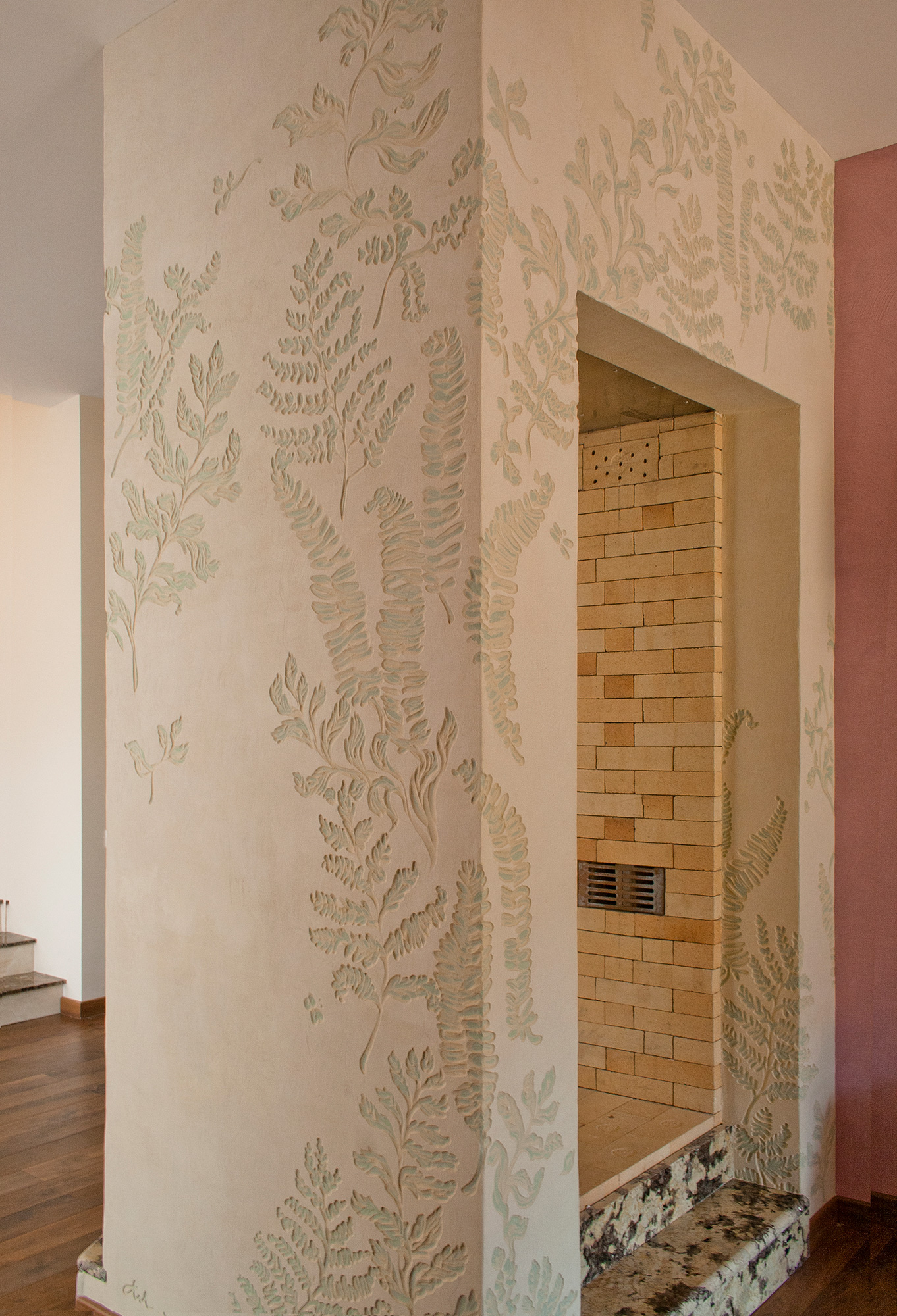 Фактурная штукатурка, Сграффито