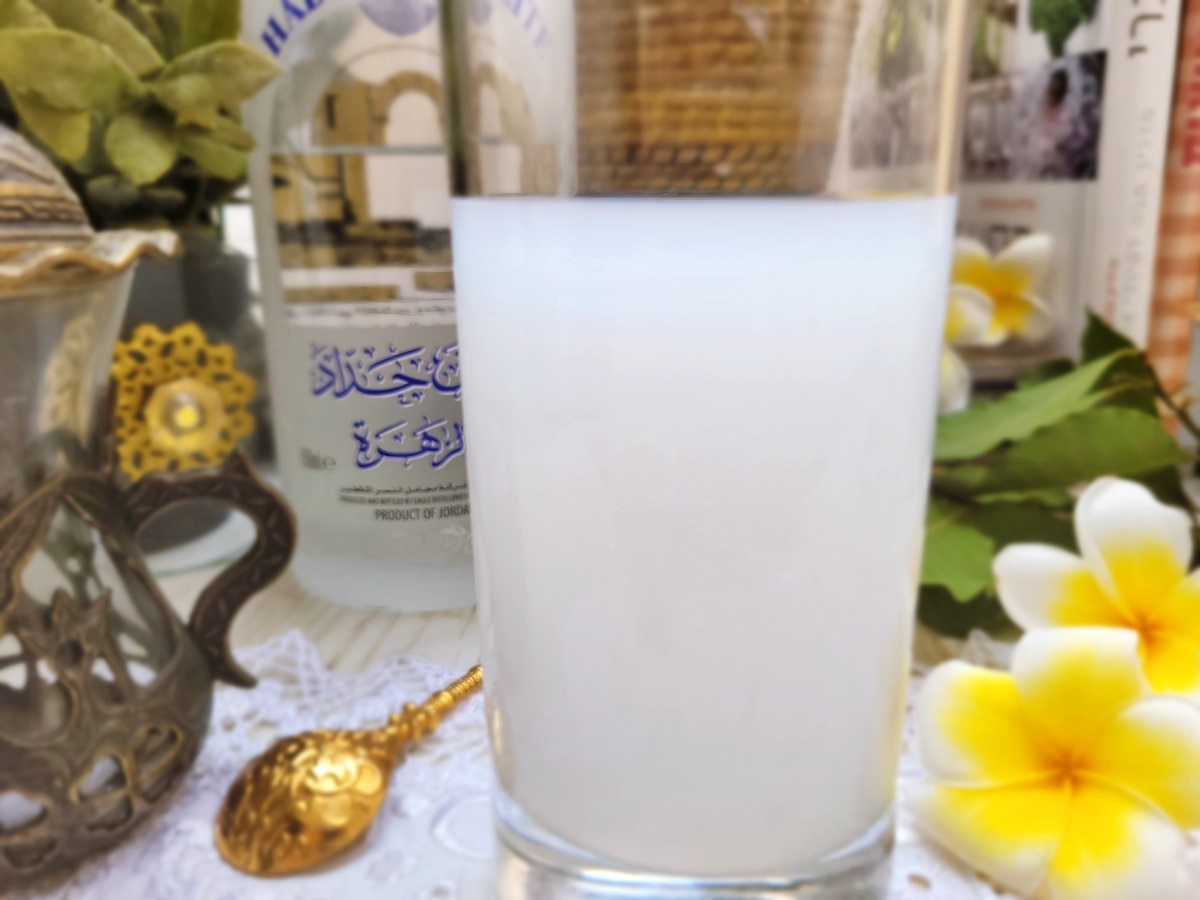 Арак (алкогольный напиток) – чудотворное молоко львицы. Вкусный Израиль - блог.