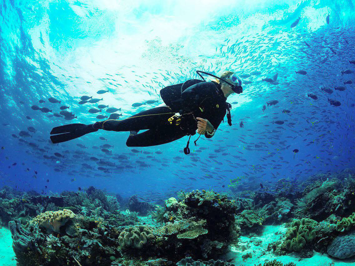 фото нанесения макияжа на лицо девушки 