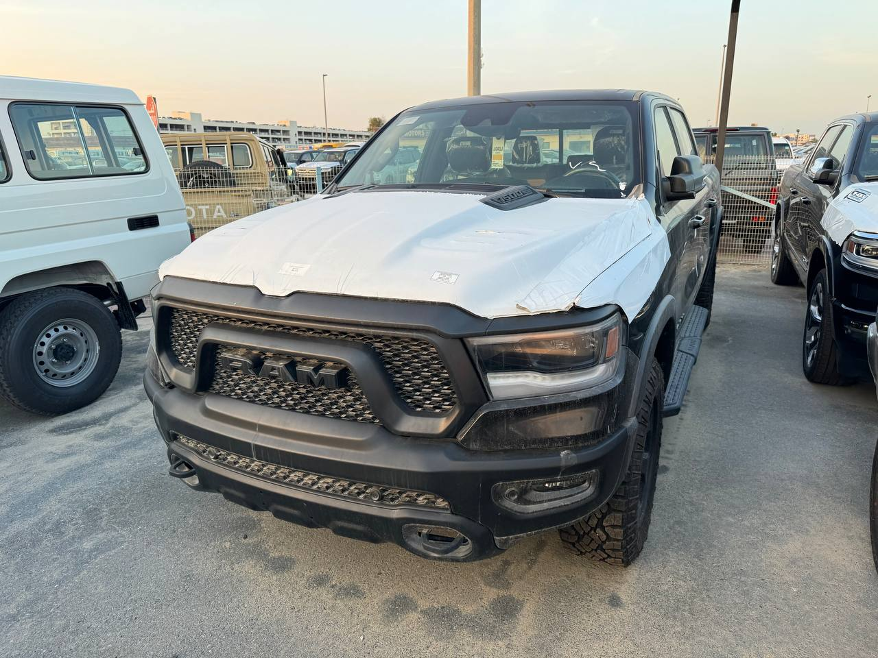 Подборка объявлений с Ram 1500, анализ цен на автомобили