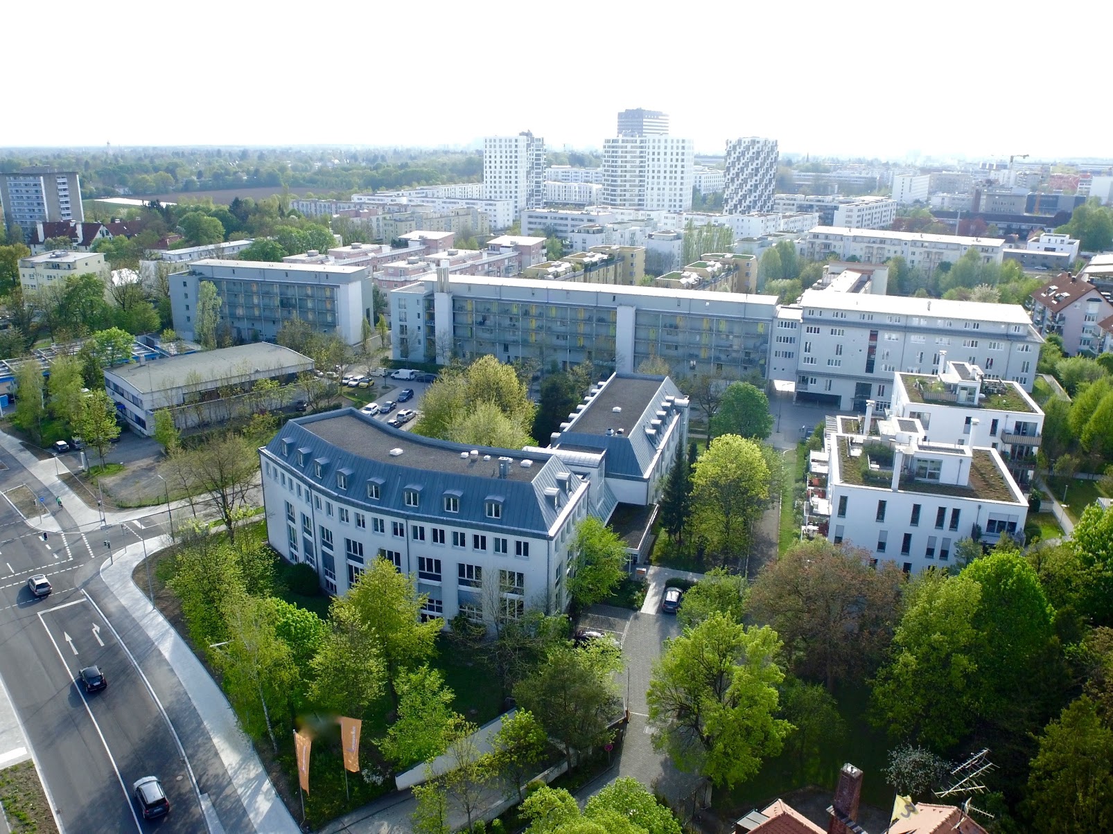 Современный международный университет. Колледжи в Мюнхене. New European College. Колледж в Мюнхене лучшие.