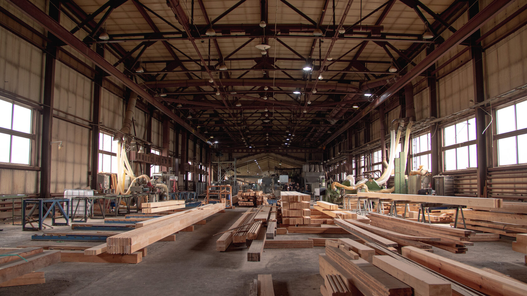 Станьте партнером LW Group в своем регионе. Домокомплекты из клееного ...