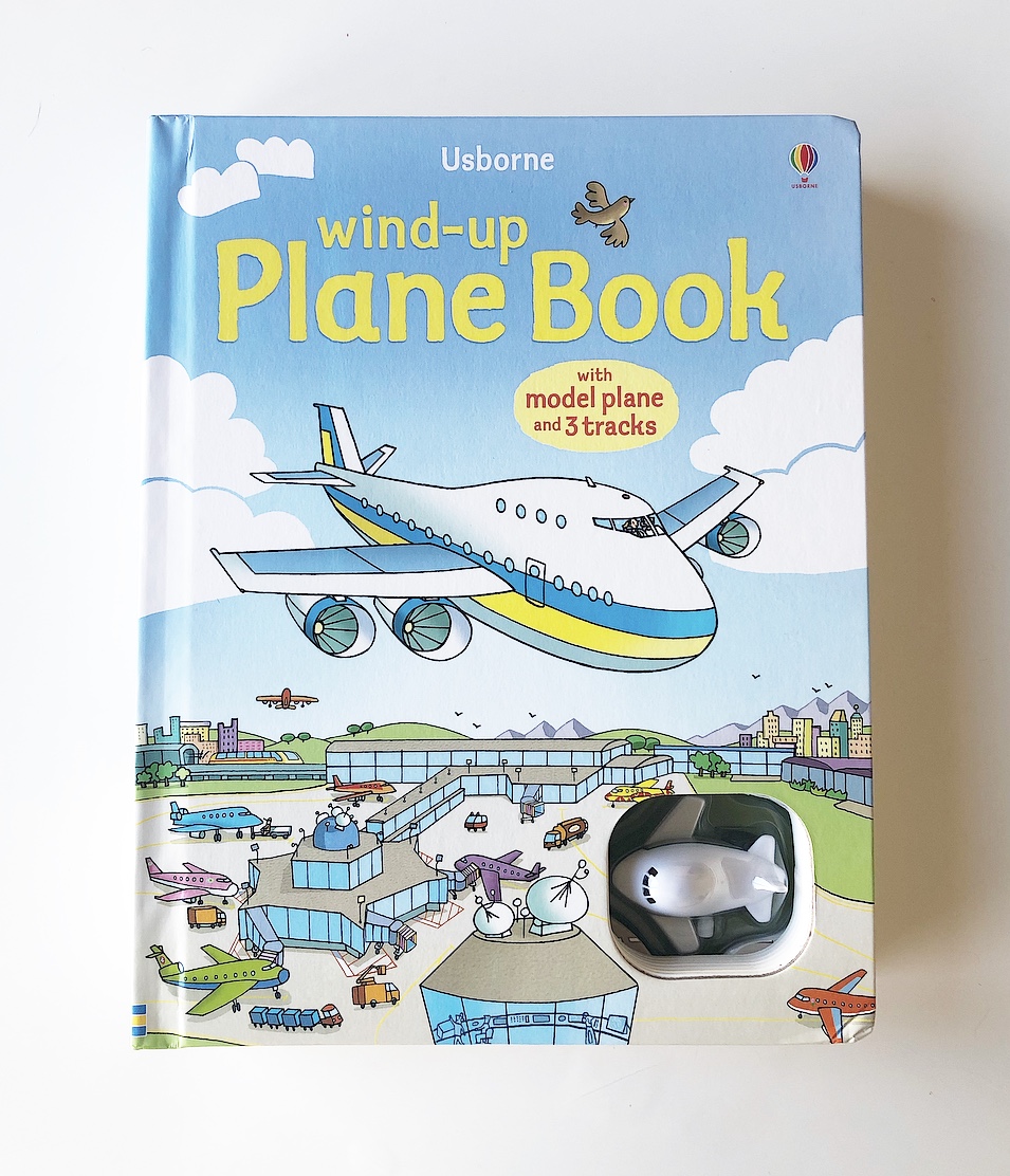 Book to the plane. The science book miles kelly. Usborne growing up for boys. Book to the plane. Plane book.