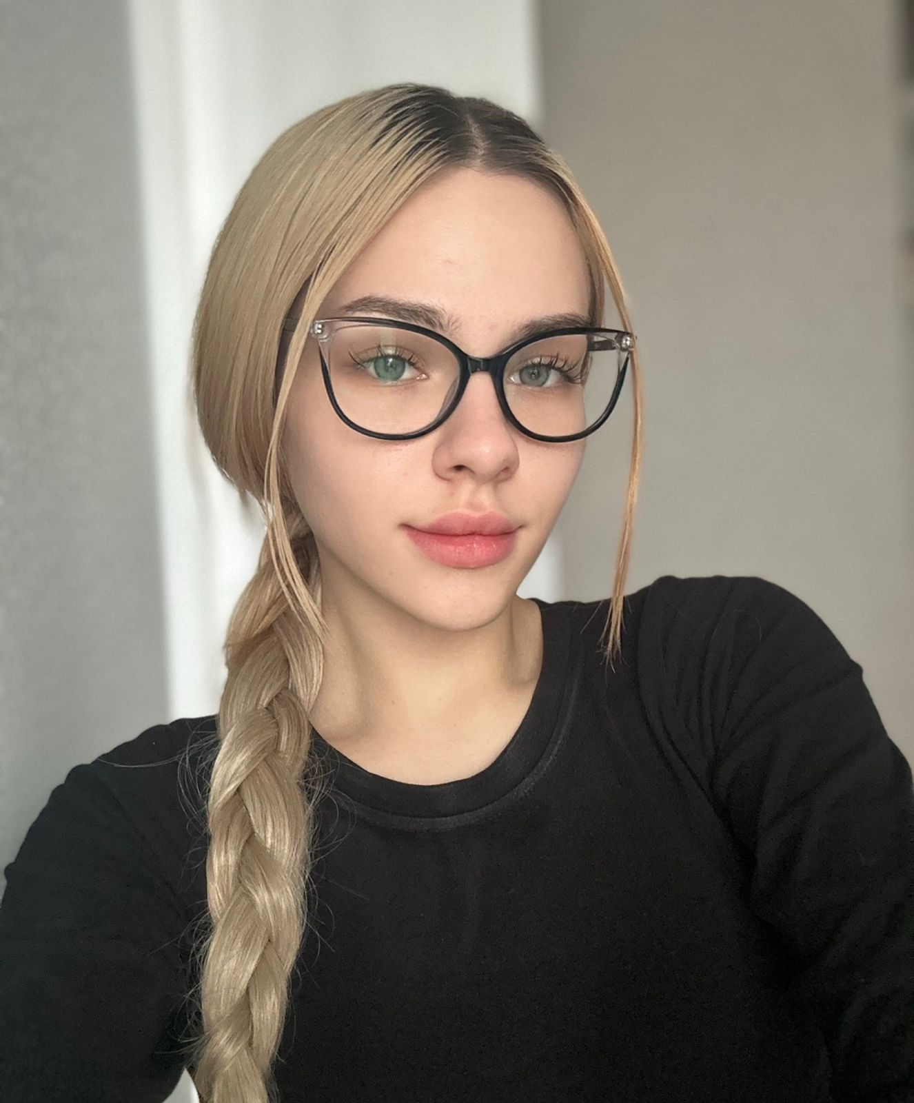 Анастасия Новикова — преподаватель английского и немецкого языков