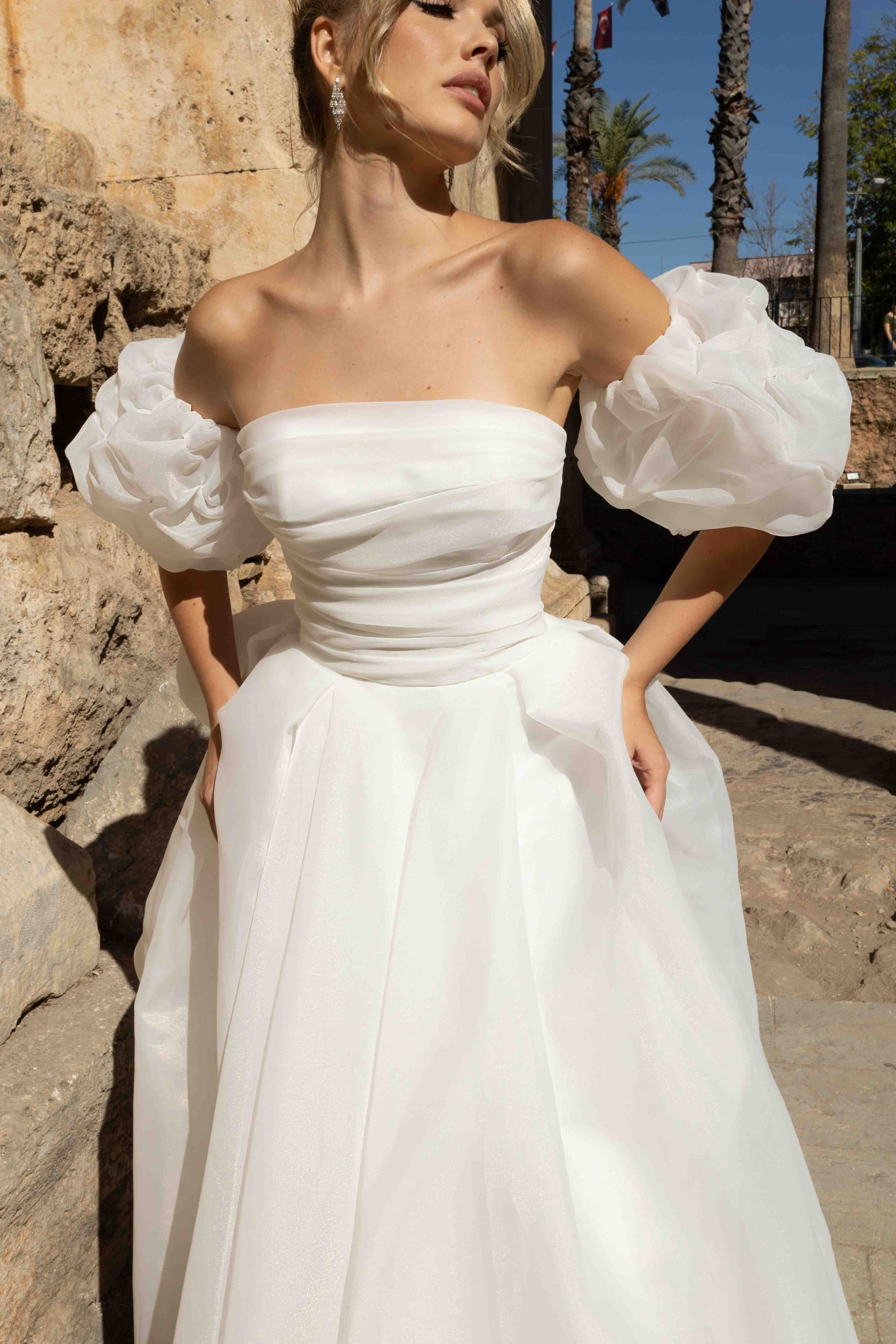 Свадебное платье воздушное со съемными рукавами Батайск