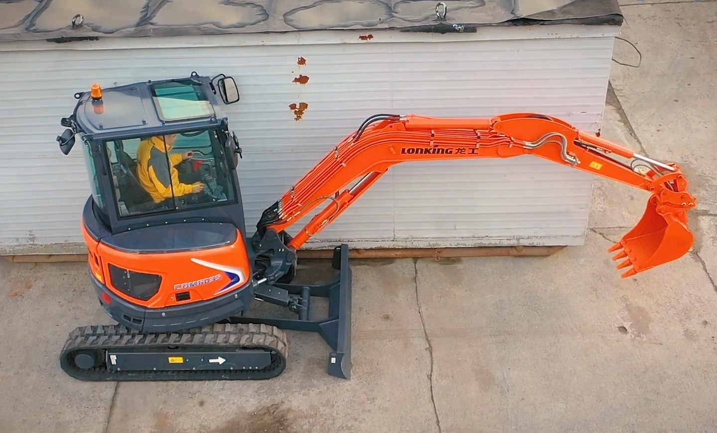 Экскаватор 2023. Компрессор мини экскаватора. Lonking 6035. Экскаватор cdm6550. Lonking 6035.