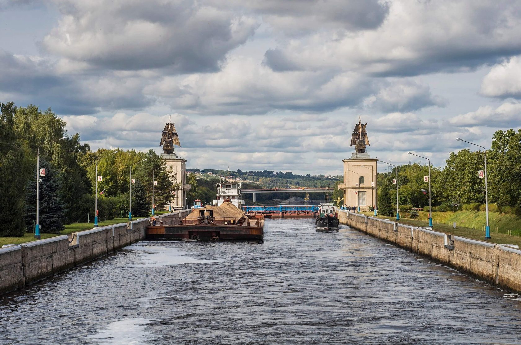 канал имени москвы в москве