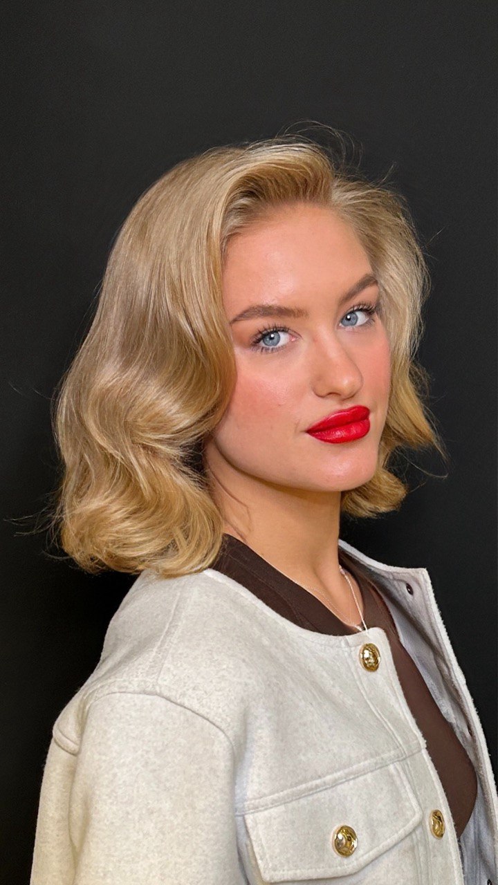 Уход за блондом в салоне