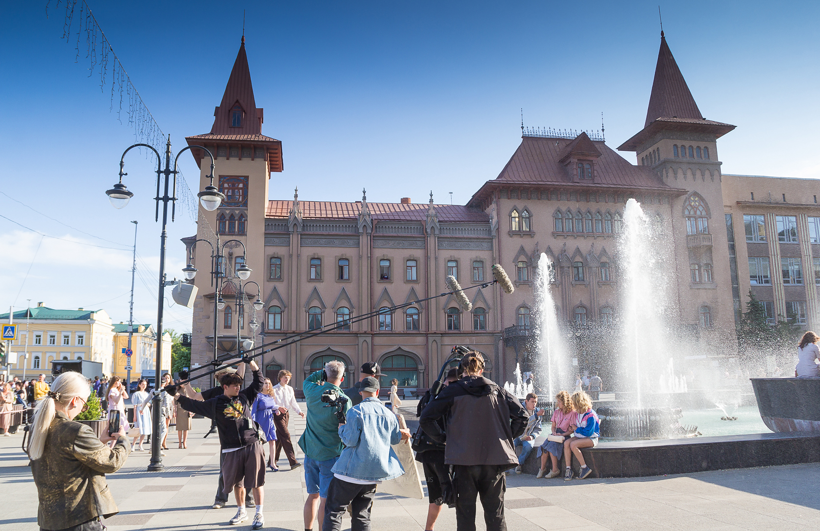 Съемки сериала «Комбинация» на фоне Саратовской Консерватории