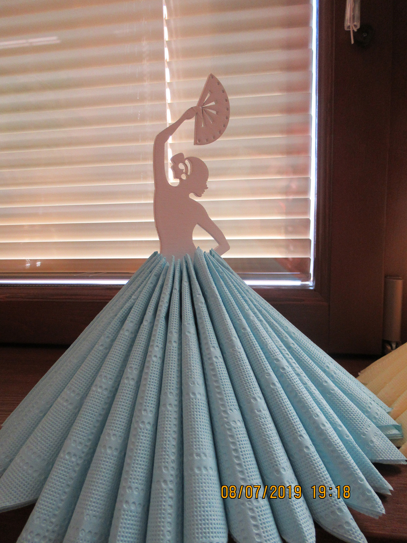 Салфетница из фанеры