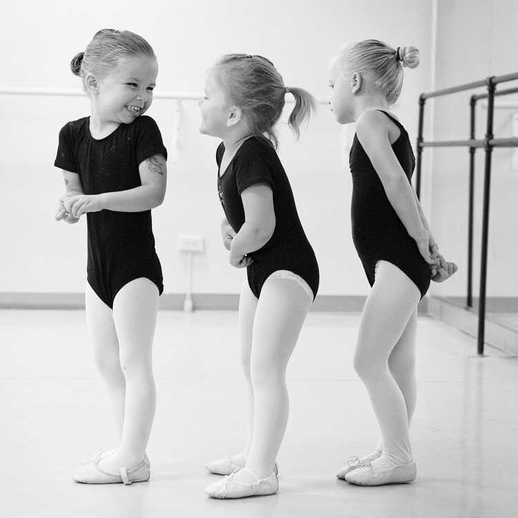 Современная хореография. Школа танцев "Дега" в "Балтийской жемчужине, Спб