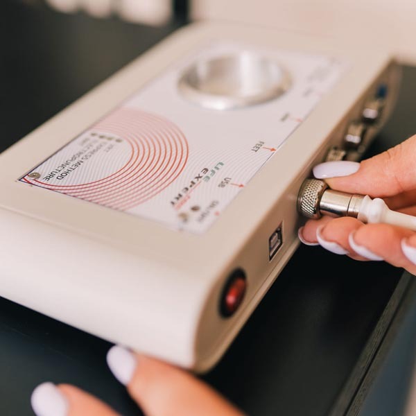 Купить аппарат биорезонансной диагностики Life Expert | WebWellness