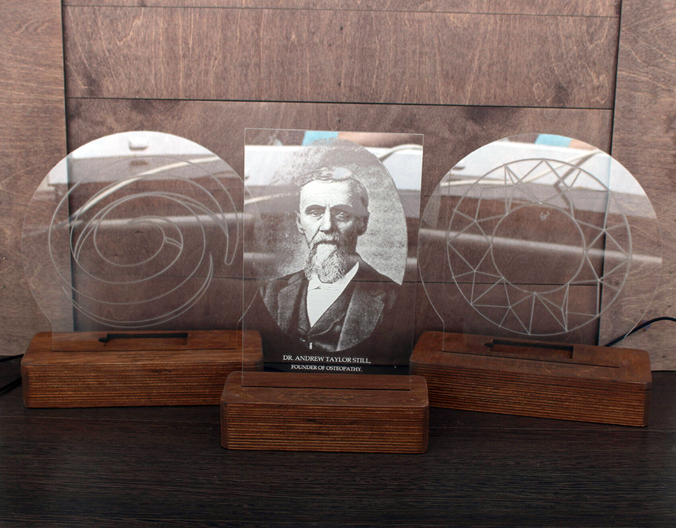 светильник из оргстекла, лазерная резка