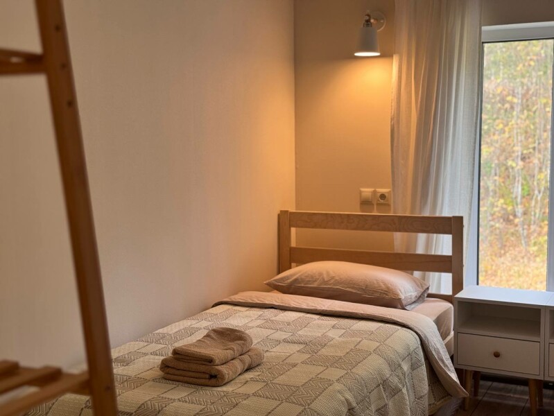 двухместное размещение спальня Медведица Шанти