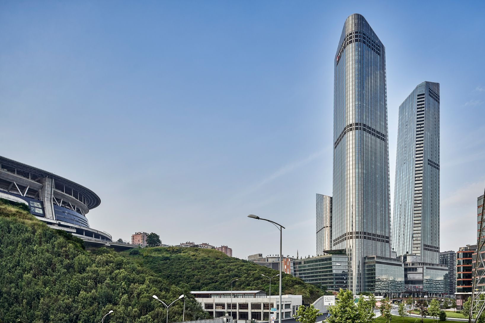 Стол угловой левый imago са-1 груша ароза 1600х900х760мм. Стол са-2 пр клен/металлик. 1 венге. Стол письменный skyland. Небоскреб резиденция.