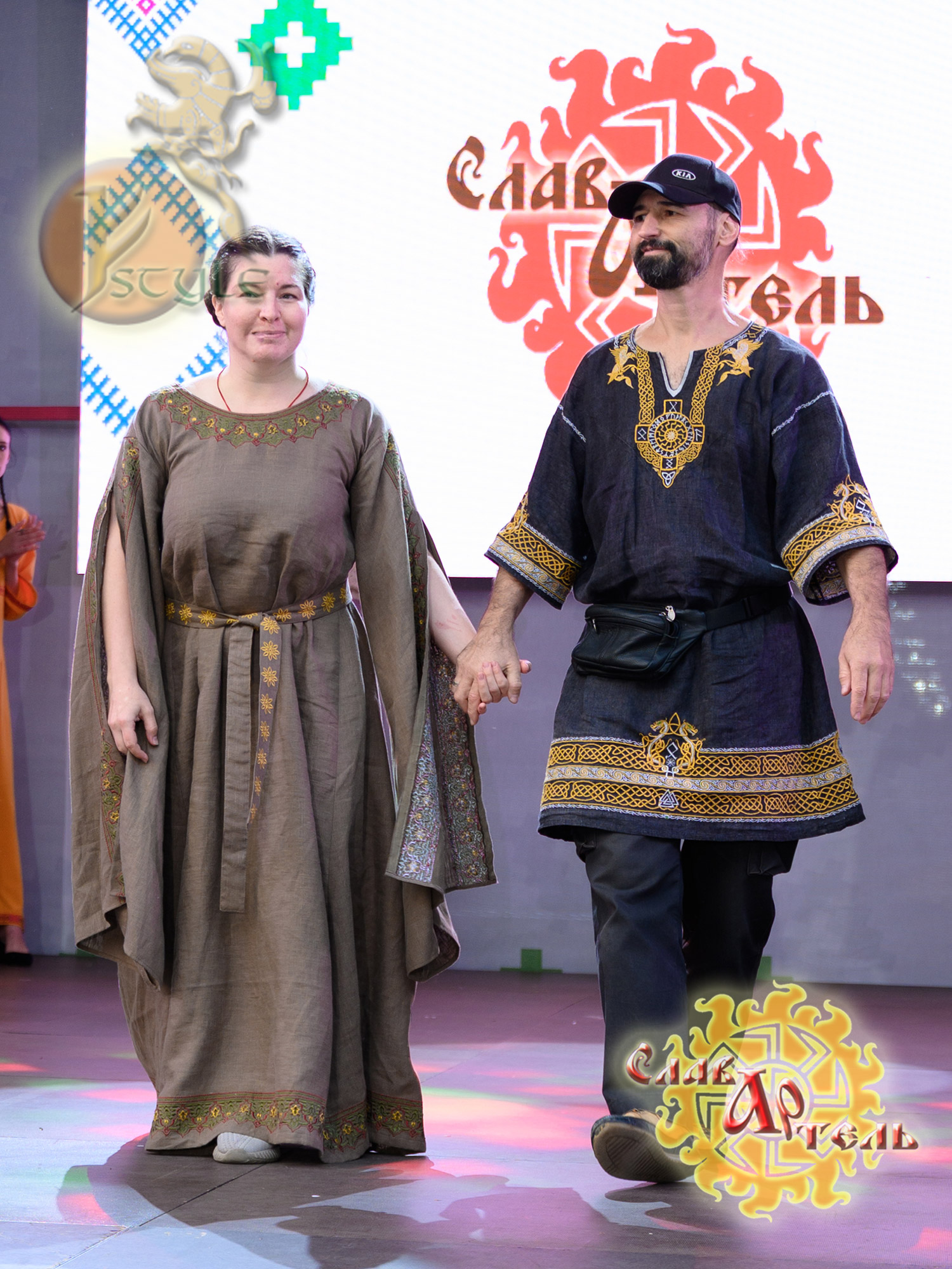 один и фрейя, один и фригга, норманнский крой, арабески, средневековая одежда, средневековый стиль, стиль викингов, викинги, рыцари, хугин и мунин, руны, славартель,