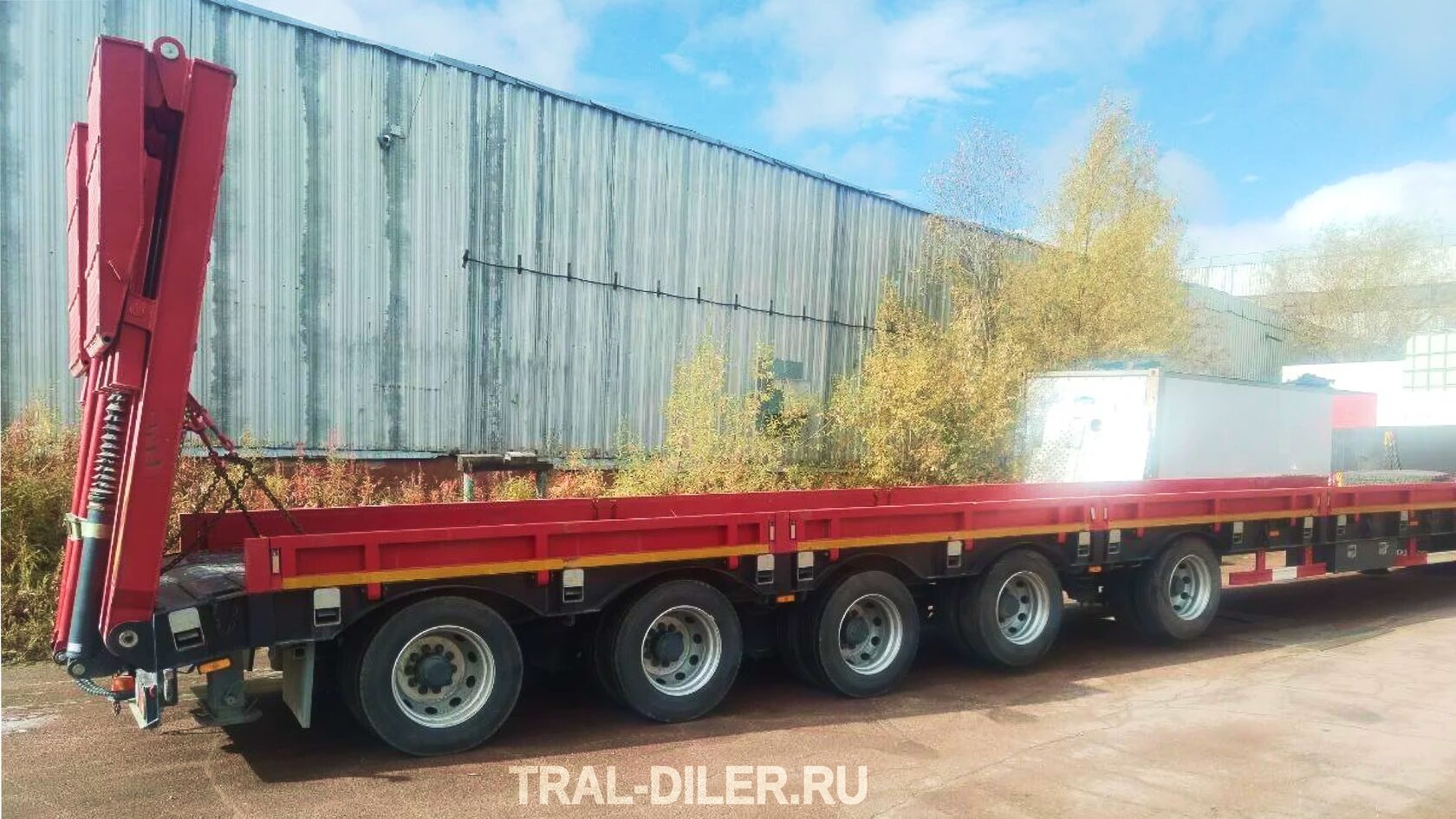 Низкорамный раздвижной трал AMUR LYR9806TDPW Б/У