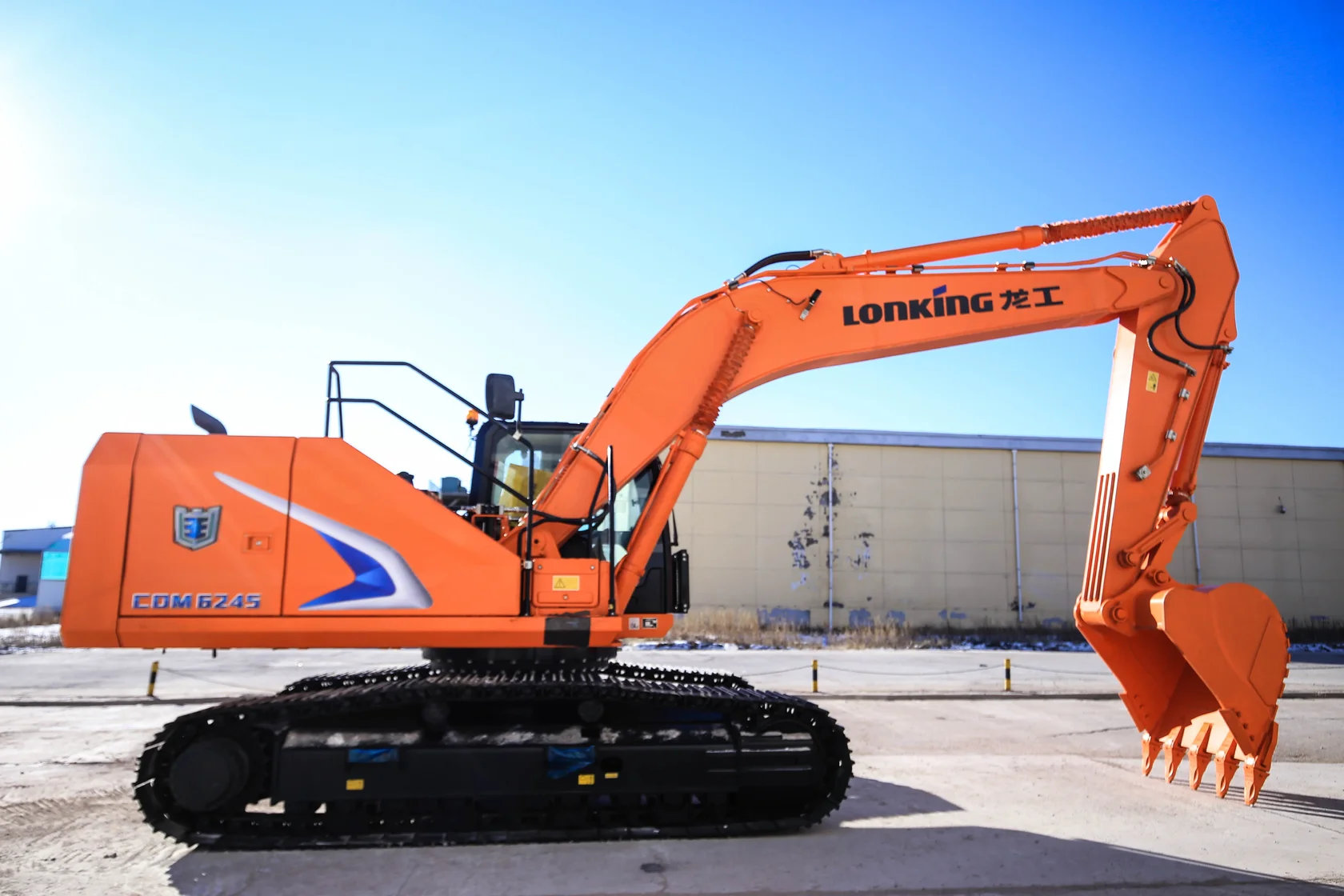 Гусеничный экскаватор LONKING CDM 6245