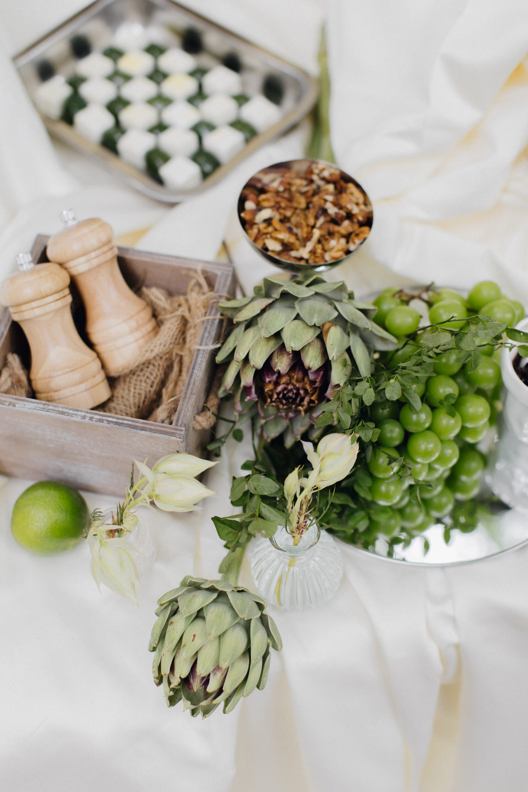 Фуршетный стол для корпоративного мероприятия — кейтеринг на заказ Москва