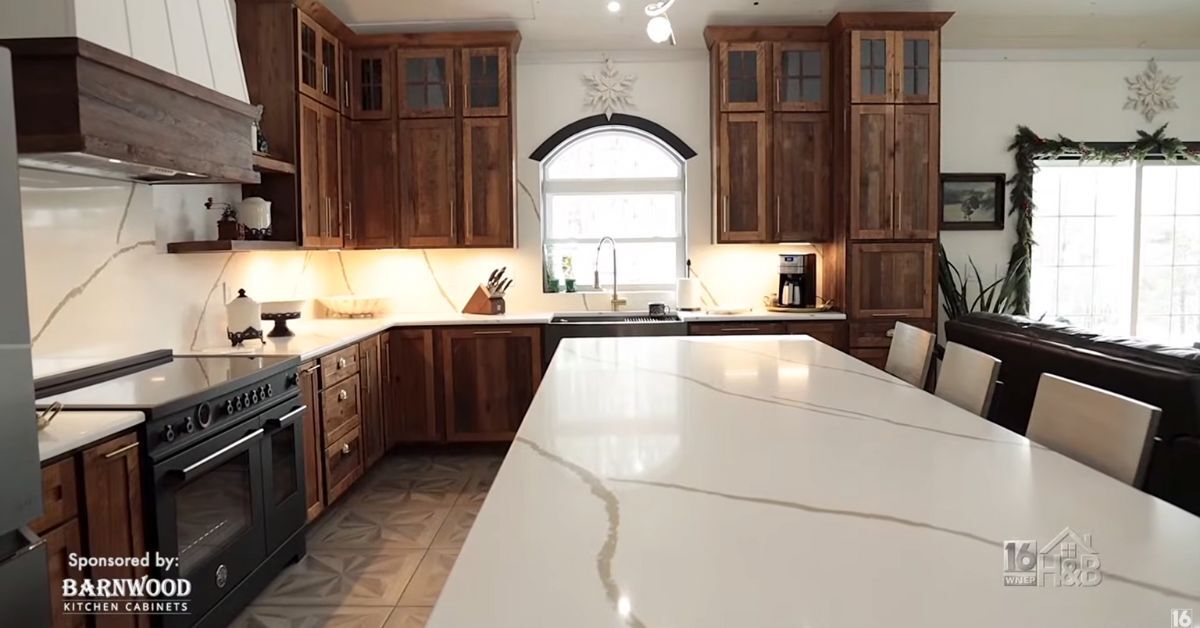 What You Need To Know About Custom Cabinet Building