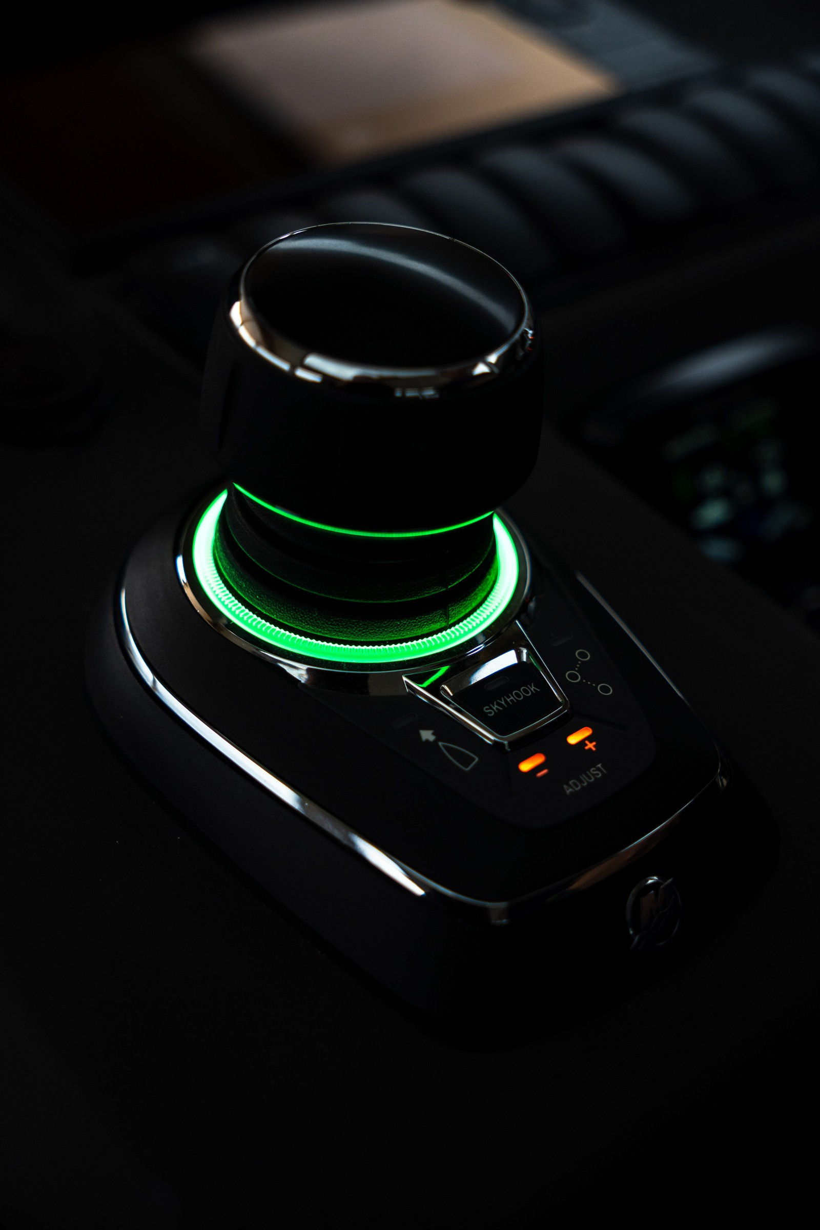 Nord Star 33+ швартовые кнехты и палубное оборудование крупным планом