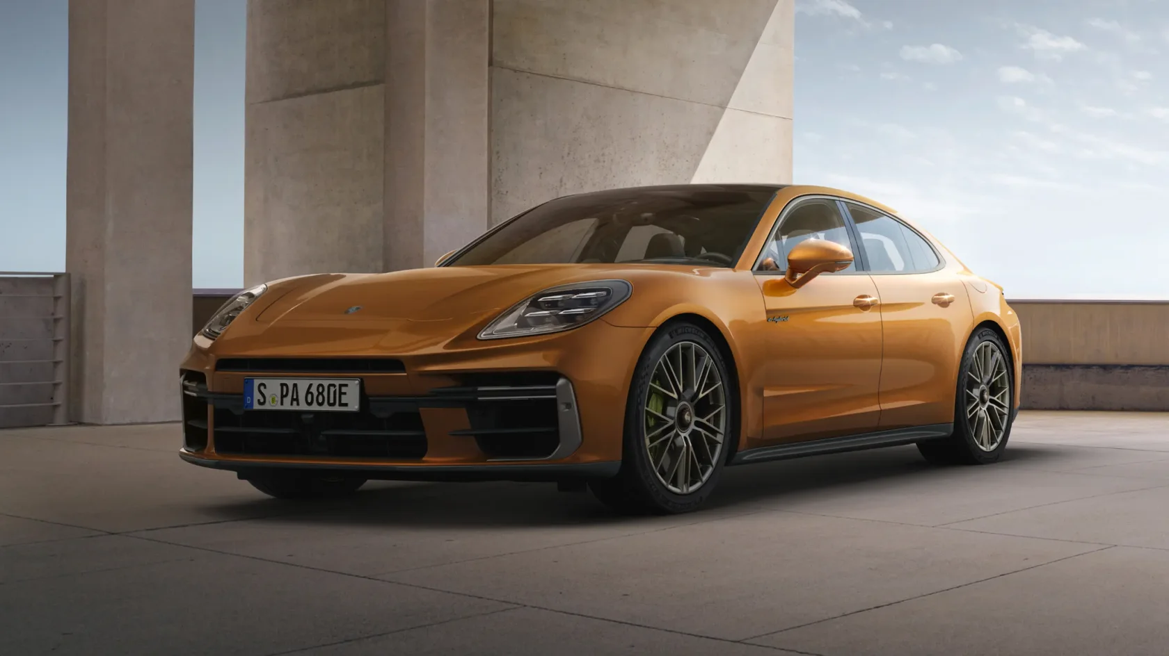Porsche Panamera — автомобиль для сравнения комплектаций AutoNDS