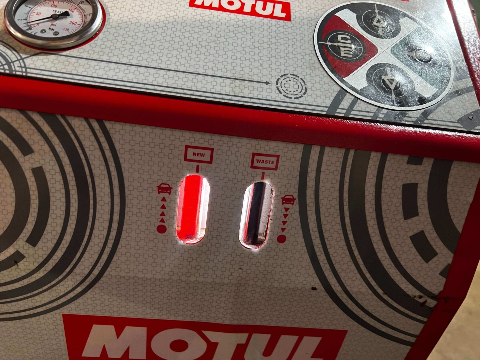 Восстановление крепления поддона АКПП